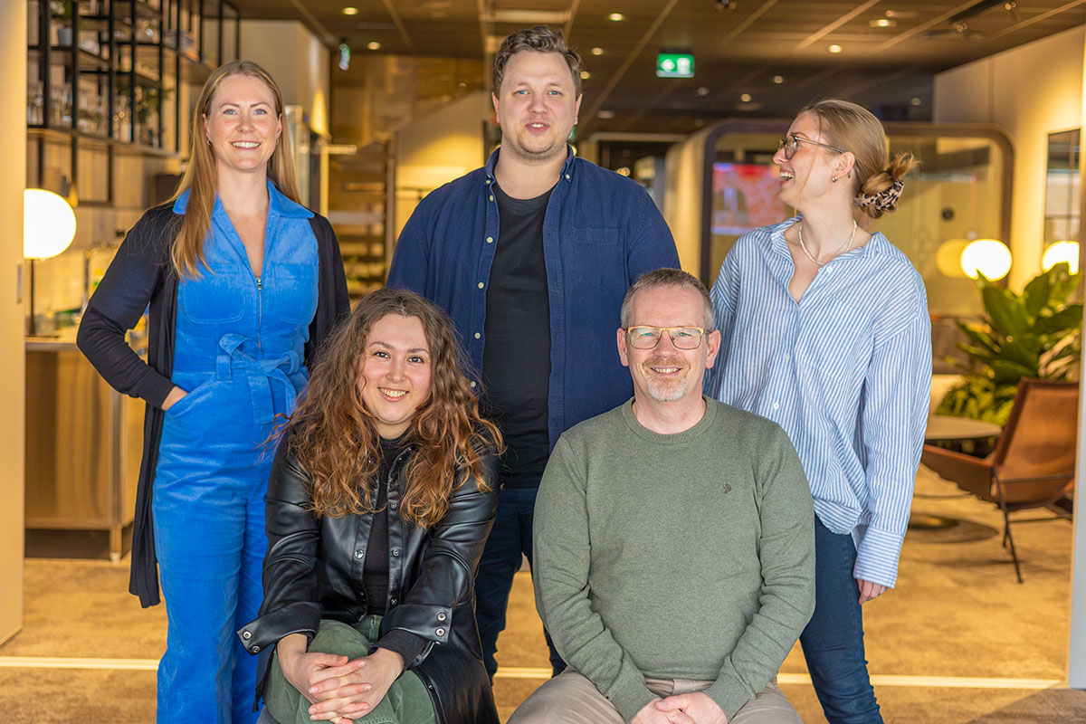 ux-team-portrait1-2-drammen-23may4-1200x800