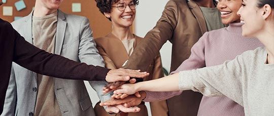 Så väljer du rätt HR-system för din organisation: Upphandla ett HR-system, från kravställning till utvärdering